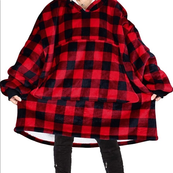 NWOT Hoodie Blanket - Picture 1 of 4